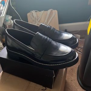 Women’s Black Loafer shoes (10)
